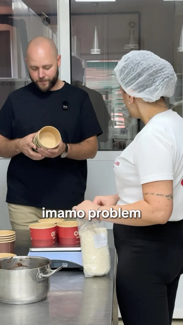 Ljudi, Nada će izludeti od ove količine porudžbina, ali nema veze, bolje da ih je što više…🤣
Ako želite da svojim klijentima ponudite nešto što će se zaista tražiti, javite nam se u DM ili nas kontaktirajte putem broja +381 63 1340 000 i postanite deo OATZ priče. 👌
